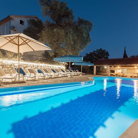 Villa Mia Apartments 비엘라 외부 사진
